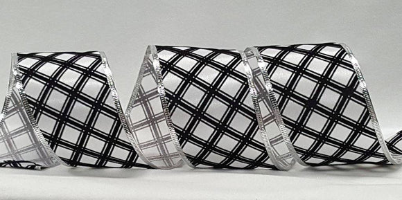 PerpetualRibbons Christmas Checks 2.5  inch White Ribbon with a Black Flocked Diamond Pattern - 10 Yards